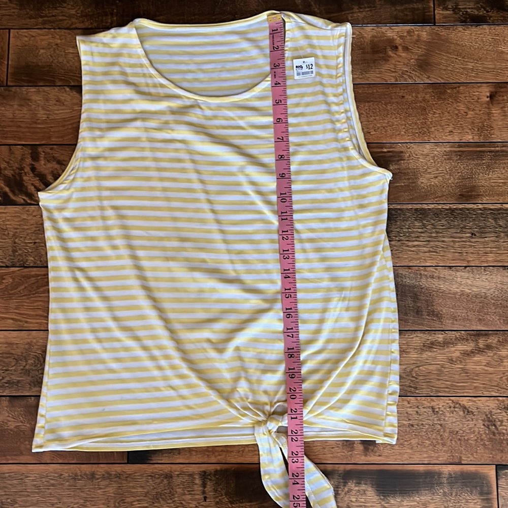 🆕 Tank - Picture 5 of 5